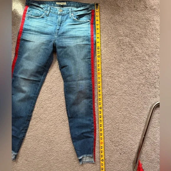 Joie Bon Vouage Jeans. - Picture 8 of 9